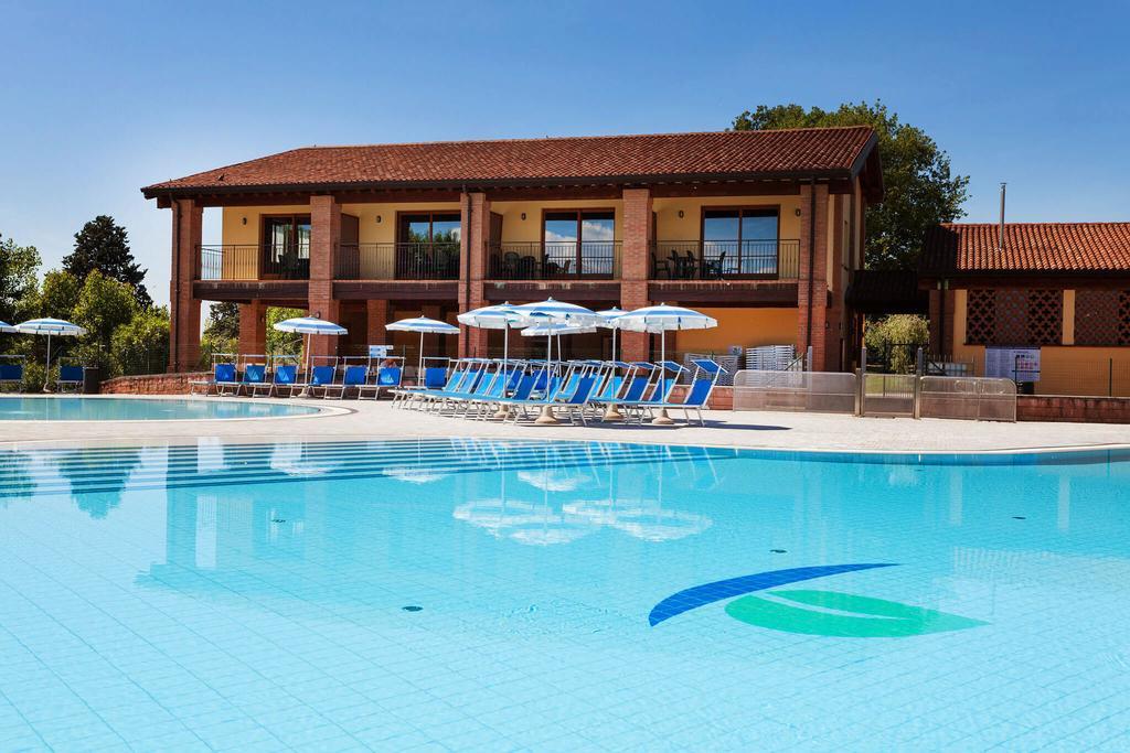 Camping Piantelle Moniga del Garda Exterior foto